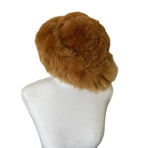 Handmade Peruvian 100% alpaca fur hat.